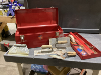 RED METAL TOOLBOX W/ A FEW TOOLS - MOSTLY TROWELS