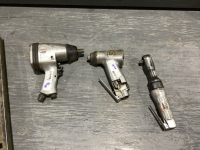 AIR RATCHET + (2) AIR IMPACTS