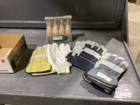 (5) PAIRS GLOVES + FURNITURE LEGS