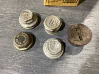ANTIQUE HUB COVERS