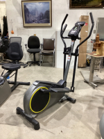 GOLD'S GYM ELIPTICAL