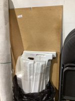 PLASTIC TODDLER BED