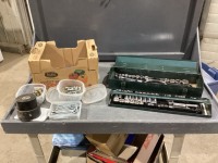 BOX + TOOLBOX WITH SOCKET SET AND BOLTS,