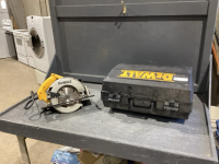 DEWALT CORDED CIRCULAR SAW