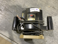 SKIL 1 3/4 HP ROUTER
