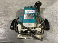 MAKITA ROUTER