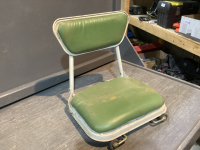 BOAT SEAT