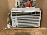 DANBY AIR CONDITIONING UNIT