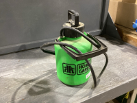 HAND YARD SPRAYER