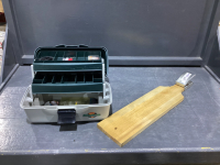 FLAMBEAU PLASTIC TACKLE BOX W/ A BIT OF TACKLE AND FISH CLEANING BOARD