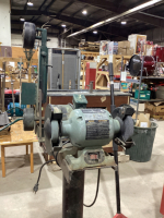 DELTA 6" BENCH GRINDER ON METAL STAND