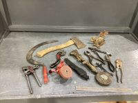 BOX W/ COLLECTIBLE TOOLS