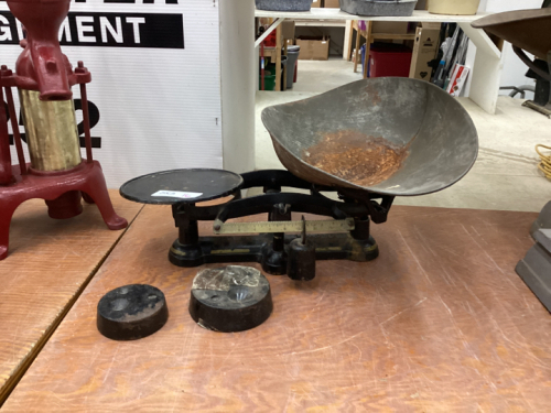 "CROWN" ANTIQUE HARDWARE SCALE W/ (2) WEIGHTS