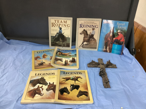 WESTERN STYLE CROSS & WESTERN HORSEMEN SOFT COVER BOOKS