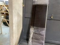 3 Shelves w/ brackets & wall mount