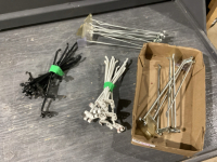 DISPLAY RACK HOOKS