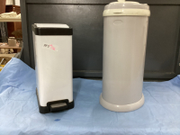 DIAPER DISPOSAL & GARBAGE BIN