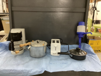 BOX W/ COFFEE MAKER, STOVETOP POPCORN POPPER, TOASTER, EGG PPOACHING PAN, WATER JUG PUMP