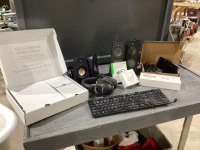 KEYBOARD, HEADPHONES,SPEAKERS,CLOCK RADIO, EARBUDS