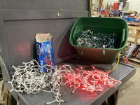 GOOD TOTE W/ LID - CHRISTMAS LIGHTS - ICICLE STYLE, WHITE + RED LIGHTS