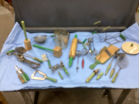 VINTAGE KITCHEN UTENSILS W/ GREEN HANDLES