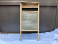"ECONOMY" ANTIQUE WASHBOARD