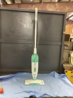 SHARK ELECTRIC MOP - NO PAD