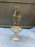 KEROSENE LAMP. - CLEAR BASE