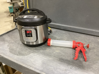 INSTAPOT 6 QUART + SAMONA SAUSAGE /JERKY MAKER