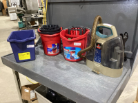 3 MOP BUCKET + BISSEL SMALL CLEAN MACHINE
