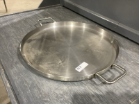&ldquo;GAS ONE&rdquo; LARGE PAN- APPROX 20&rdquo; DIAMETER