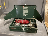 COLEMAN TABLE TOP GAS GRILL - OLD STYLE