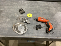 BLACK DECKER CORDLESS SCREWDRIVER & DADO SET