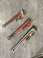 FLAT PIPE WRENCHES