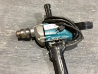 MAKITA DRILL