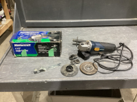 MASTERCRAFT 4.5&rdquo; ANGLE GRINDER