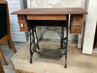 ANTIQUE TREADEL SEWING MACHINE CABINET (NO SEWING MACHINE)