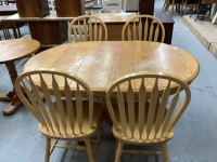 OAK TABLE & 4 CHAIRS