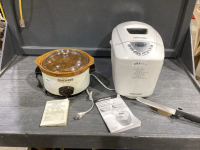 BLACK DECKER BREAD MAKER W/MANUAL, CROCKPOT