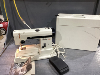 PFAFF SEWING MACHINE 295 /HARD COVER