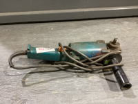 MAKITA 5&rdquo; ANGLE GRINDER
