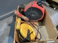 2 CORD REELS, LIGHT