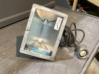 EXPLOSION PROOF HALOGEN LIGHT
