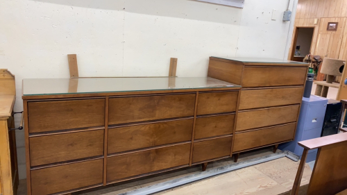 (3) PIECE BEDROOM SET