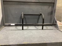OVER DOOR CHIN UP BAR
