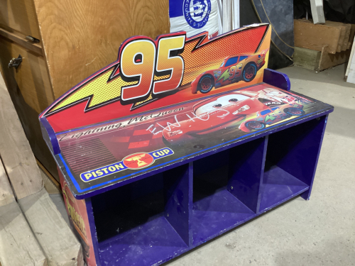 SMALL LIGHTNING MCQUEEN KIDS STORAGE BENCH