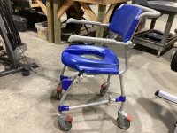 AQUATEC LAGUNA ROLLING POTTY CHAIR