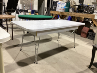 VINTAGE ARBORITE TABLE W/ (2) DRAWERS -