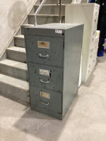 3-DRAWER LEGAL SIZE FILING CABINET