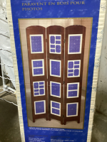 SELECT EDITION WOODEN FOLDING PHOTO SCREEN